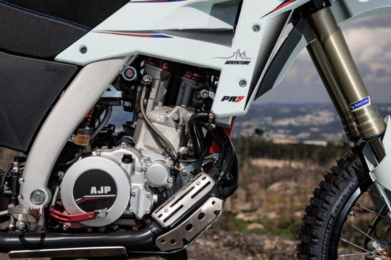 AJP_PR7_Motor_7